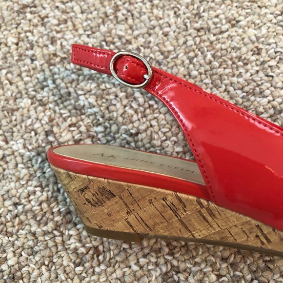 Anne Klein Red Patent Leather Polka- Dot Bow Cork Heel Sling back Flat - Picture 4 of 9